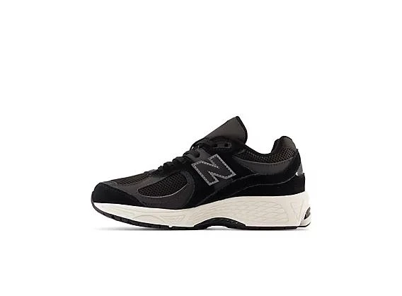 New Balance 2002 3