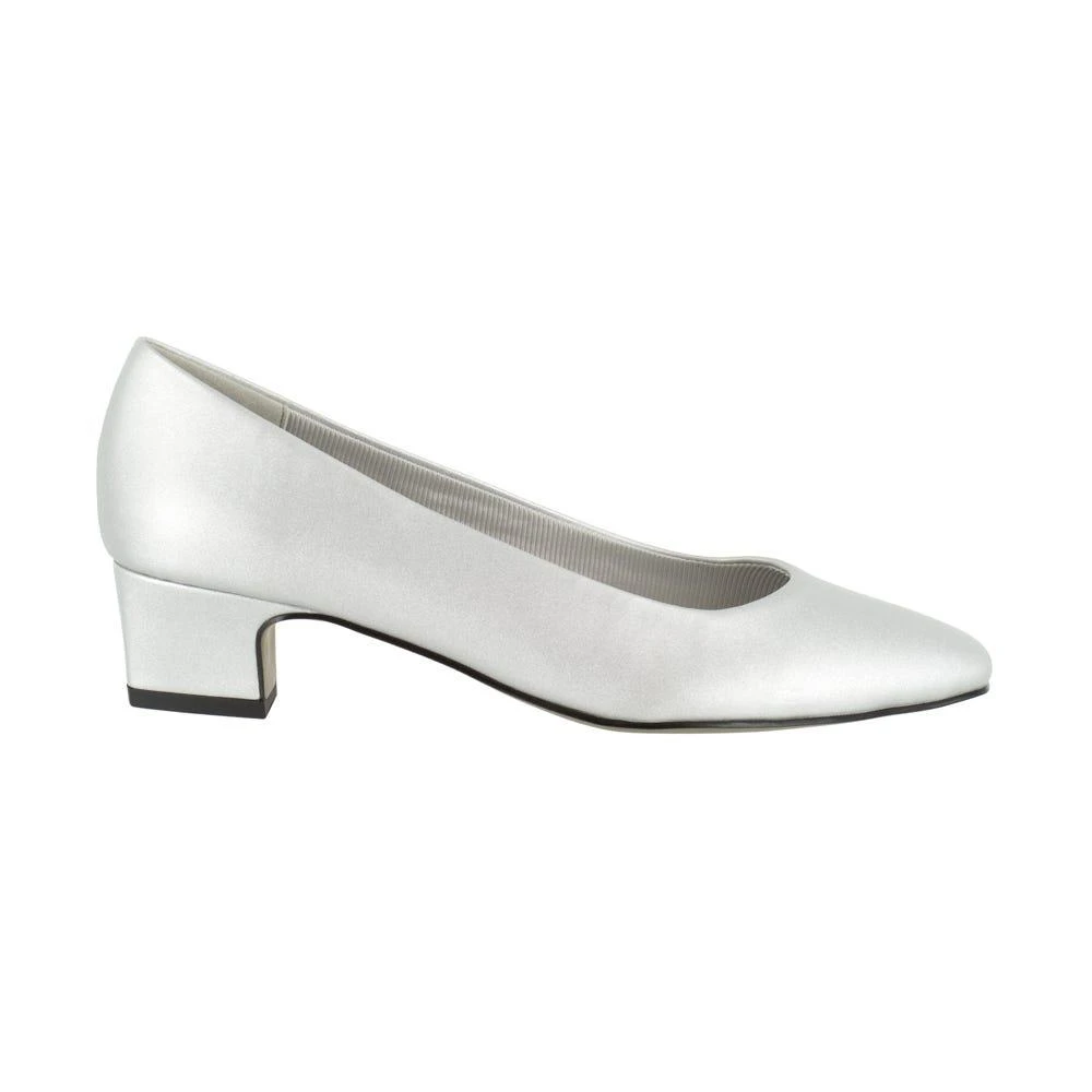 Easy Street Prim Round Toe Block Heel Pumps 1