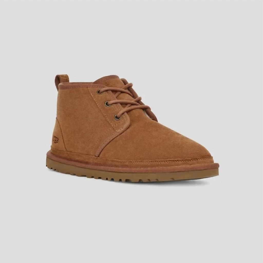 UGG Men
s Neumel Chukka Boot In Chestnut 2
