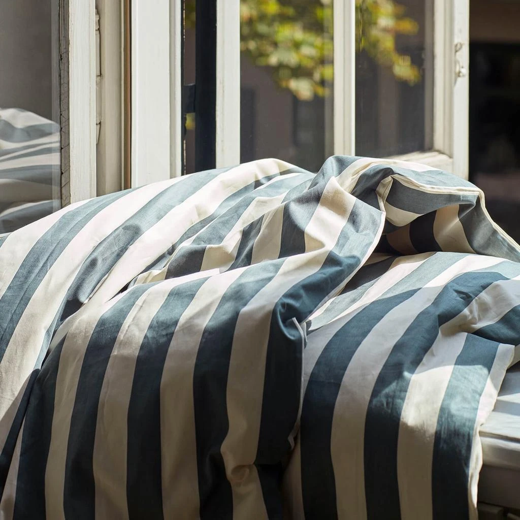 The Hut HAY Été Duvet Cover - Dark Green 4