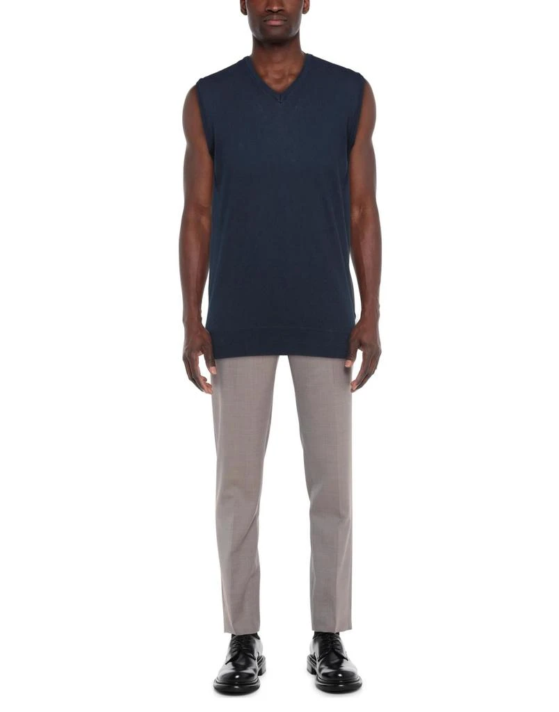 TSD12 Sleeveless sweater 2
