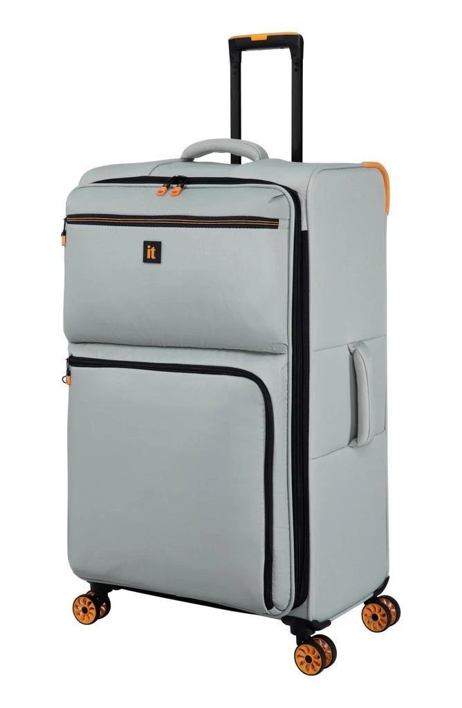 it luggage Compartment 27-Inch Softside Spinner Luggage 1