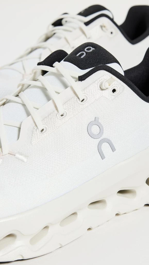 On Cloudtilt Sneakers 4