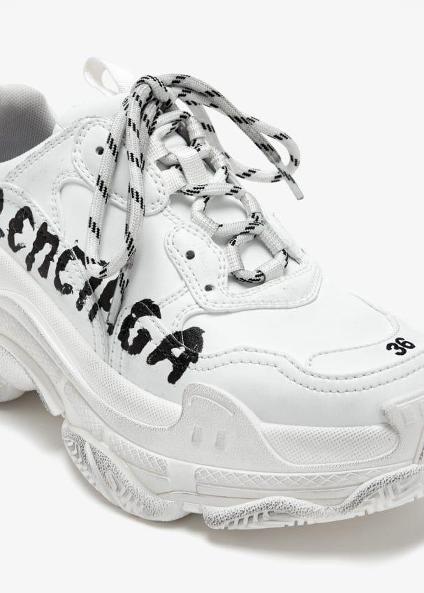 Balenciaga TRIPLE S PAINT LOGO SNEAKER - Casual Shoes Balenciaga TRIPLE S PAINT LOGO SNEAKER - Casual Shoes