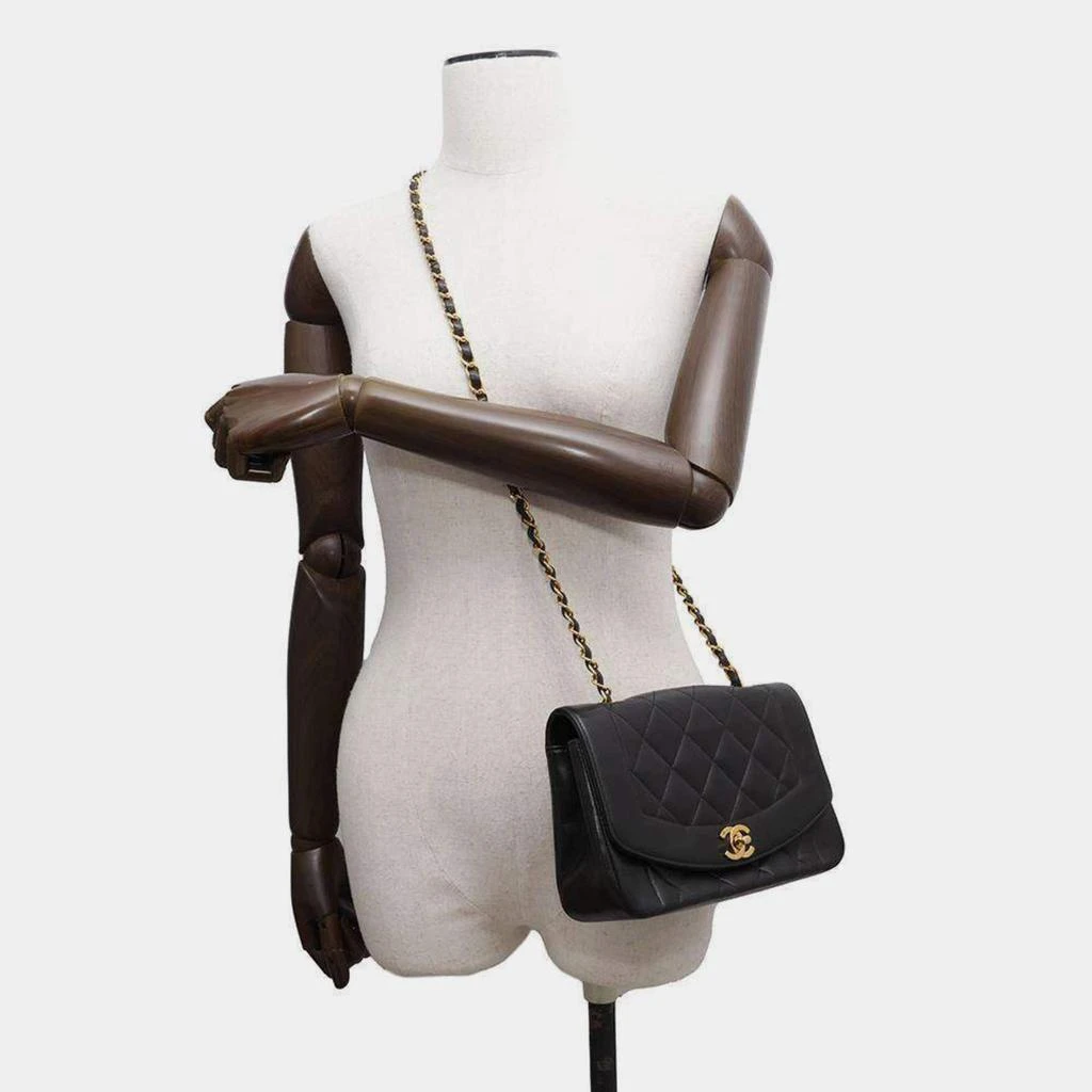 Chanel Chanel Black Lambskin Leather  22  Diana Chain Shoulder Bag 2