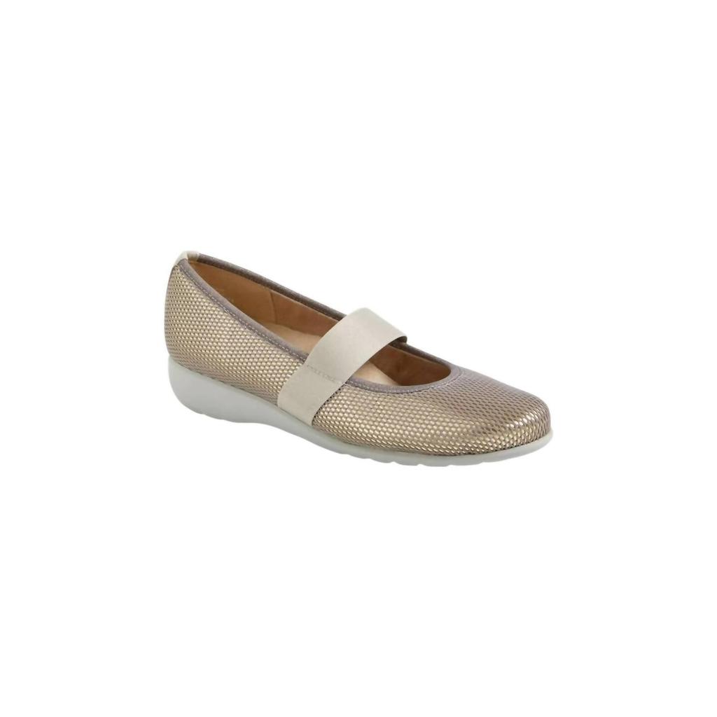 Munro Women's Fran Flats In Grey Gold Fabric