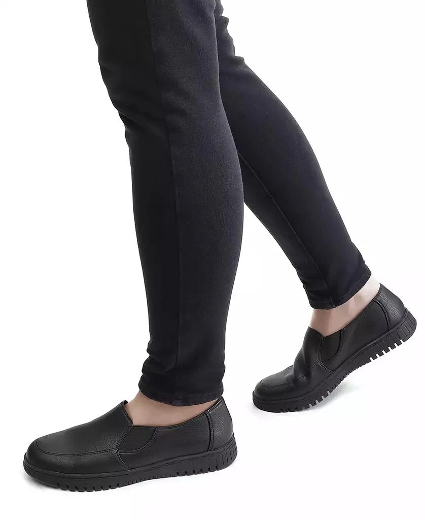 Easy Street Women's Oriel Comfort Flats 9