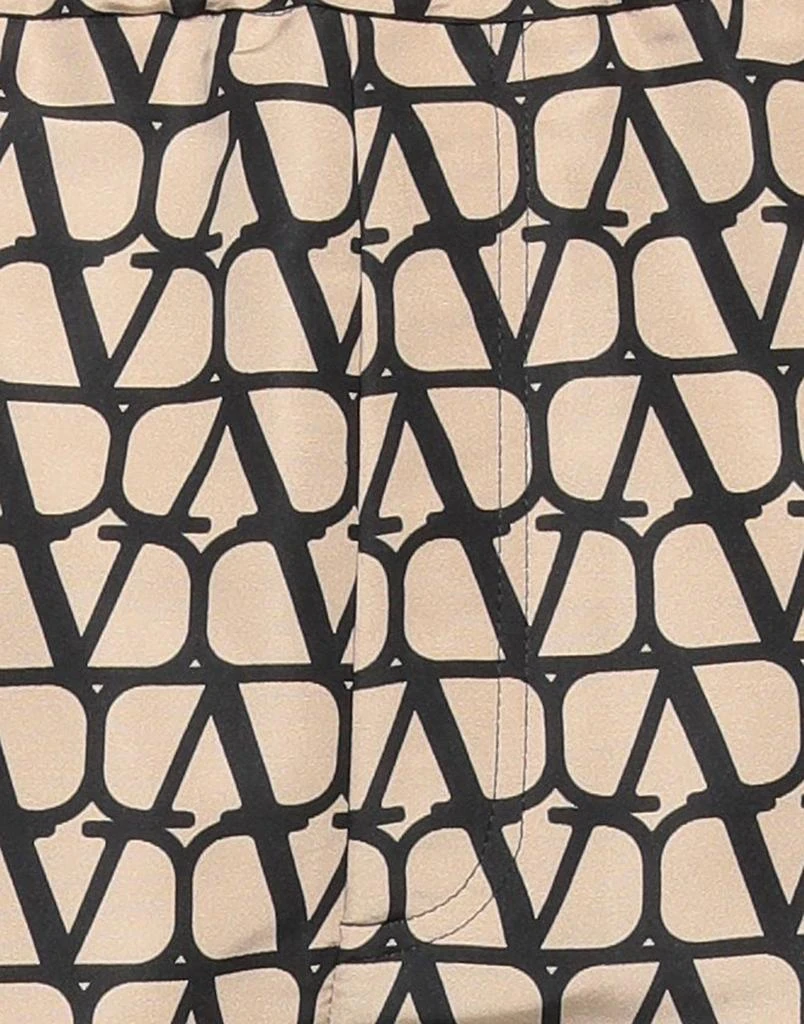 Valentino Shorts
Bermuda 4