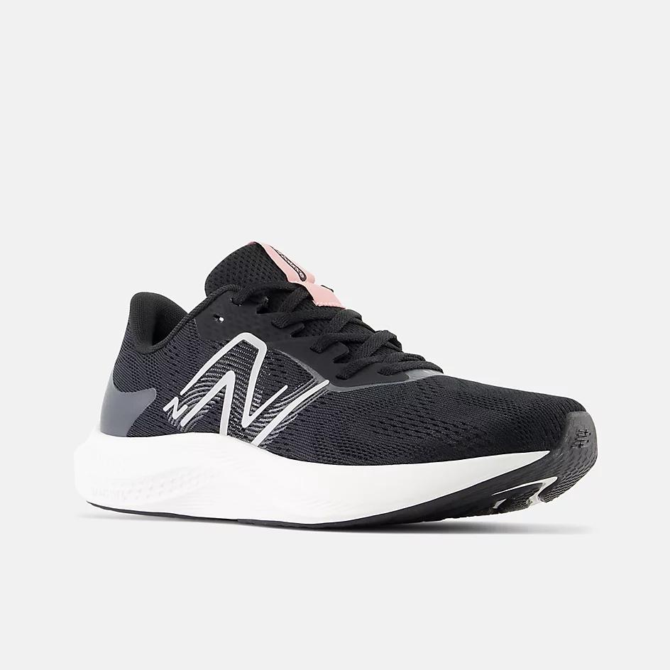 New Balance DynaSoft Pro Run v2