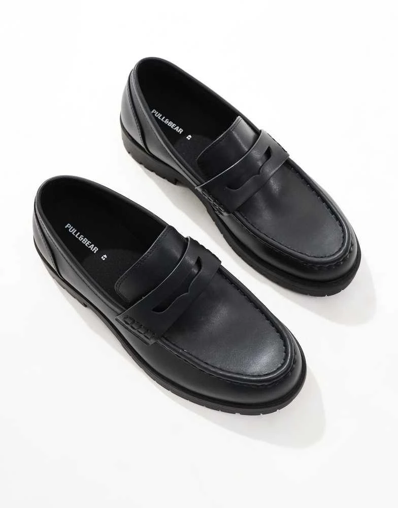 Pull&Bear Pull&Bear loafer in black 3