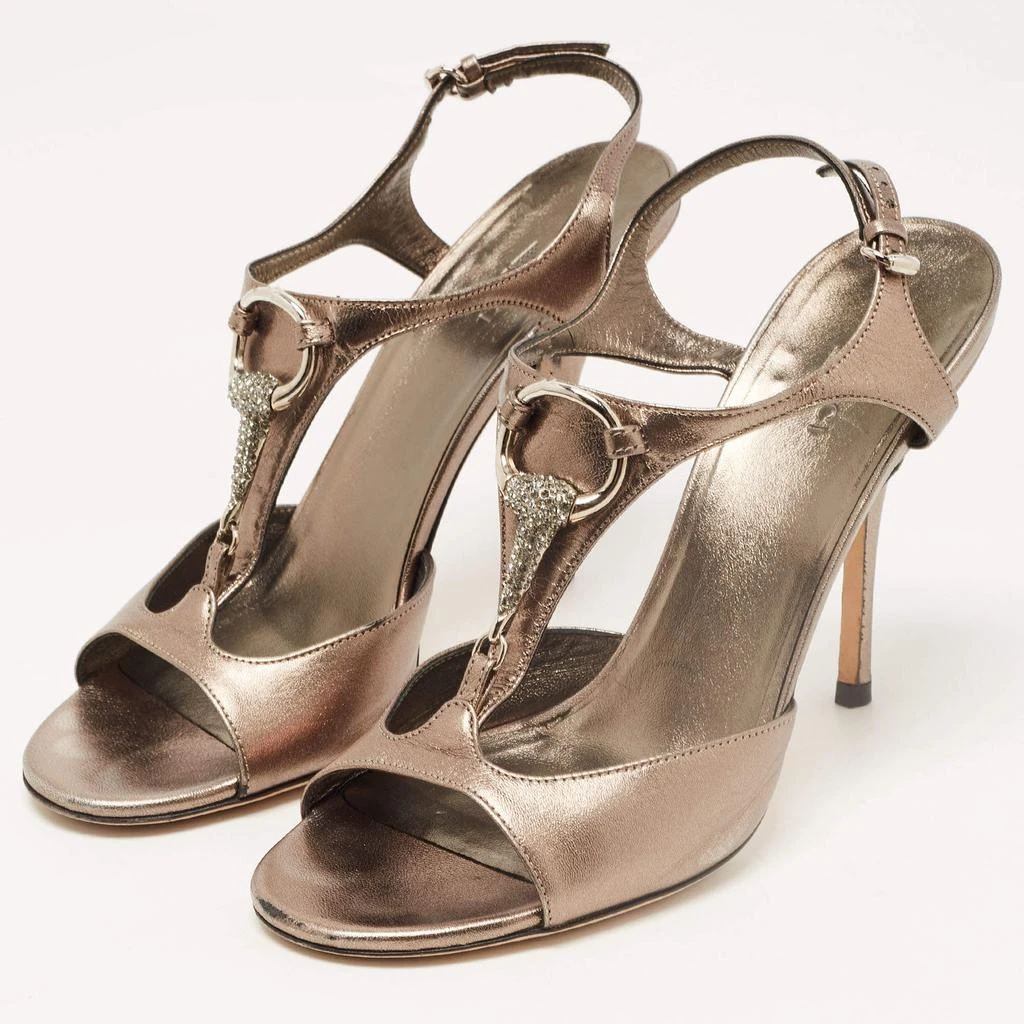Gucci Gucci Metallic Grey Leather Crystal Embellished Buckle T-Strap Sandals Size 38 2