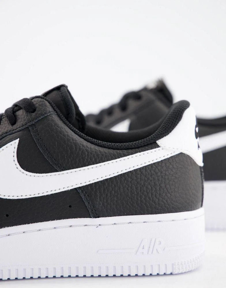 NIKE Nike Air Force 1 '07 trainers in black and white 4