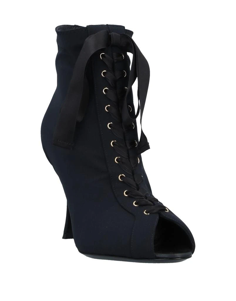 Dolce
Gabbana Ankle boot 2
