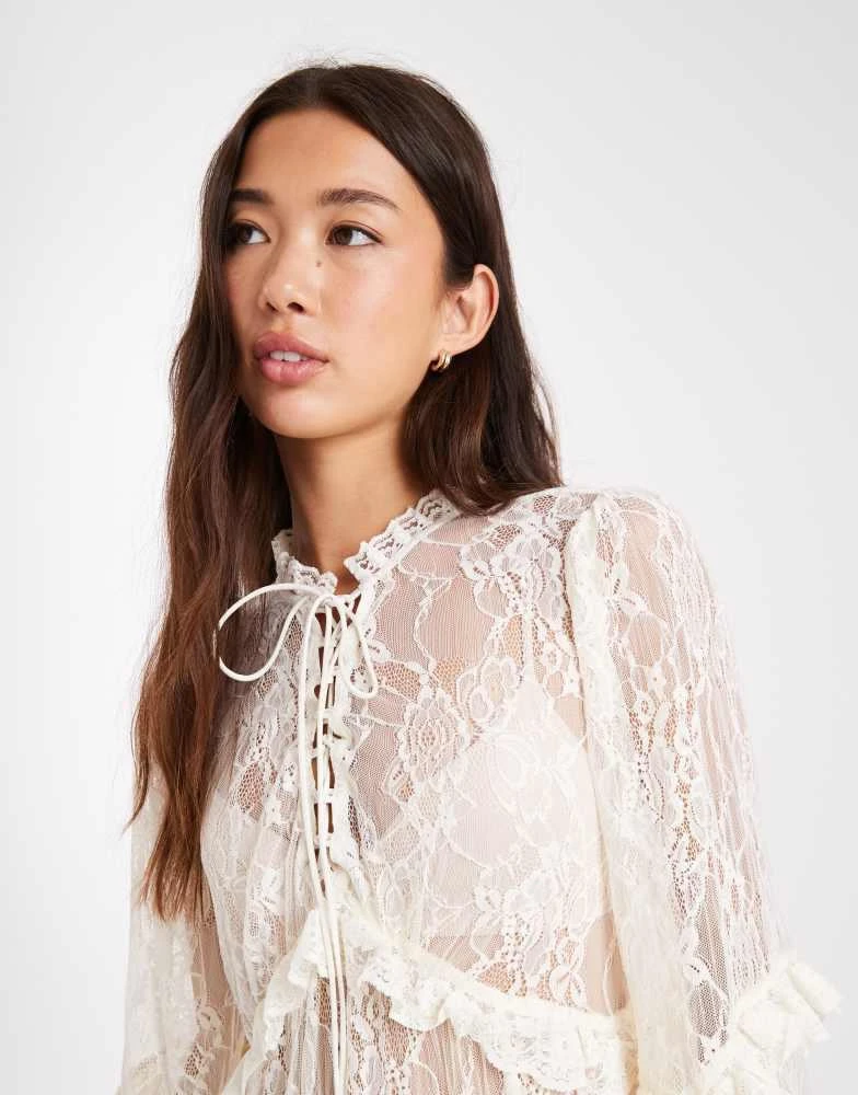Miss Selfridge Miss Selfridge tiered lace maxi dress in ecru - Dresses &  Skirts - Free Shipping - BeyondStyle