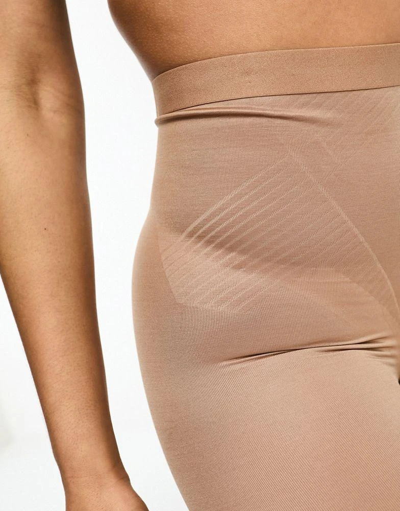 SPANX Spanx Thinstincts 2.0 contouring girlshort in cafe au lait 3