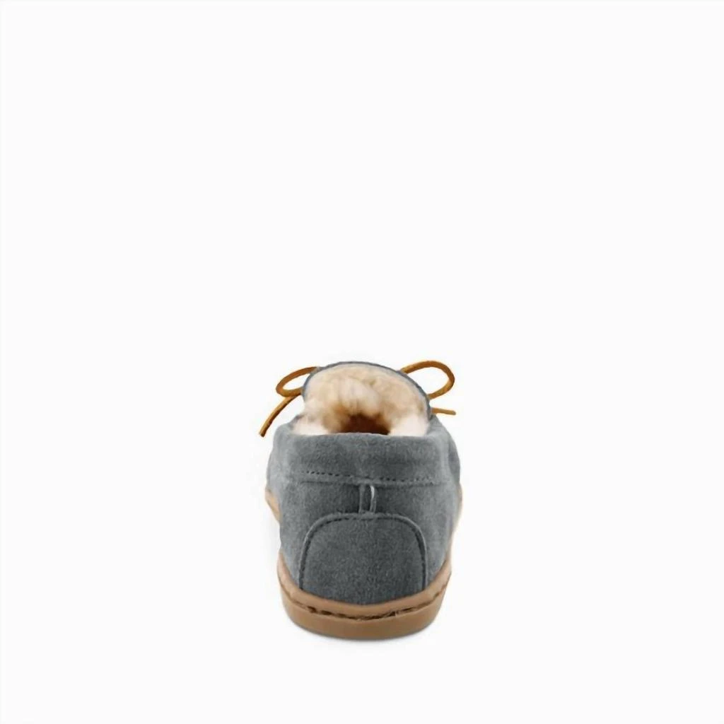 Minnetonka Minnetonka - Women's Sheepskin Hardsole Moccasins 5