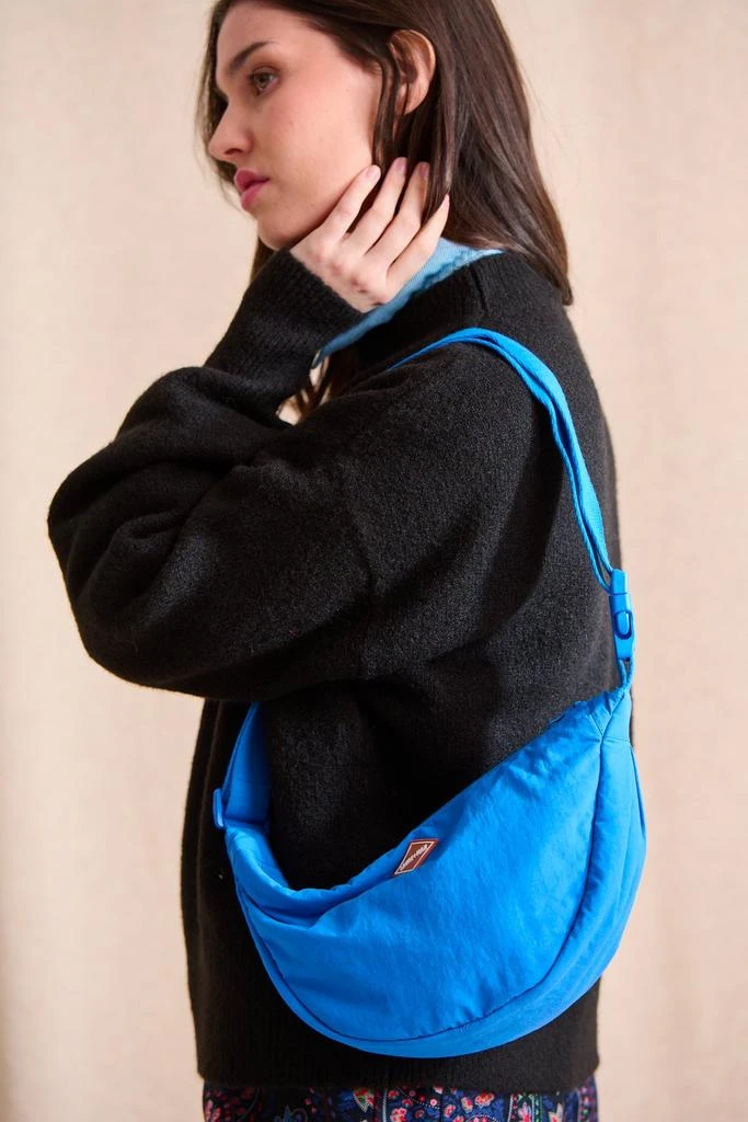 Laure Plus Max Banane Alban Bleue 3