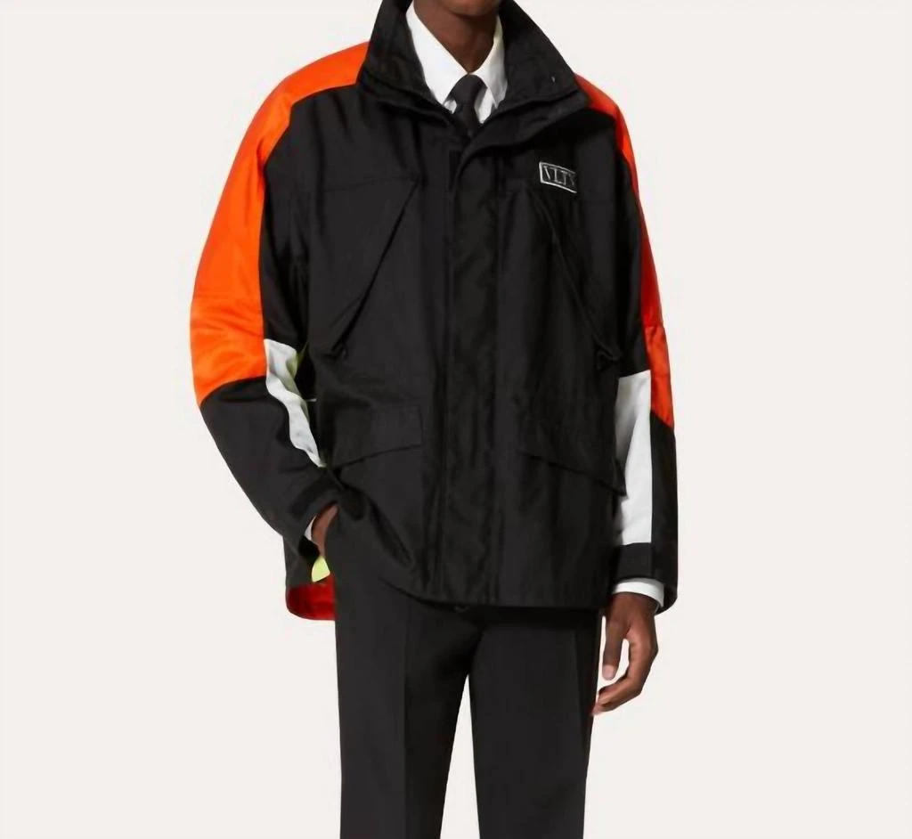 Valentino Valentino - Vltn Tag Nylon Short Coat 1