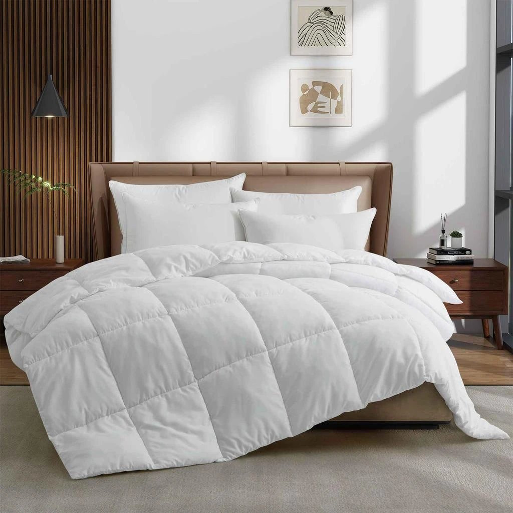 Puredown Summer Cooling Basic Lightweight Down Alternative Comforter 1