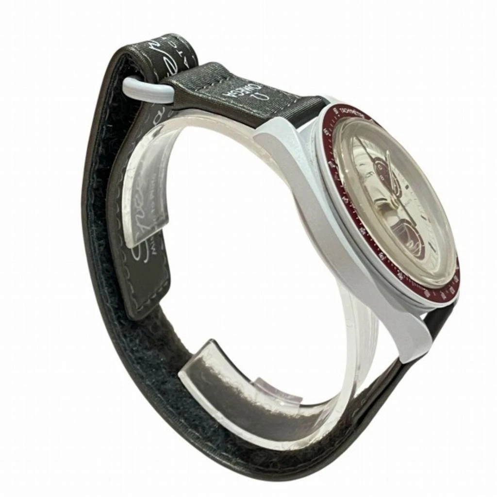Omega Ceramic Wristwatch (Pre-Owned) 3