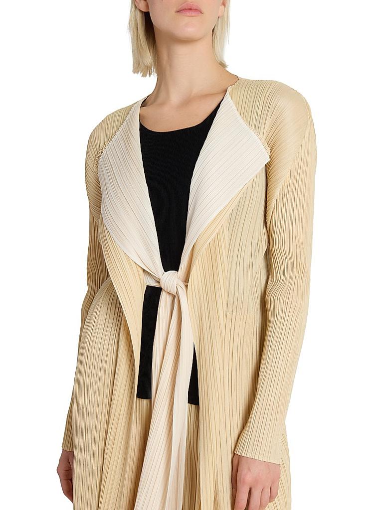 Merry Bicolor Coat – On Sale Now with Up to 40% Off Merry Bicolor Coat – On Sale Now with Up to 40% Off