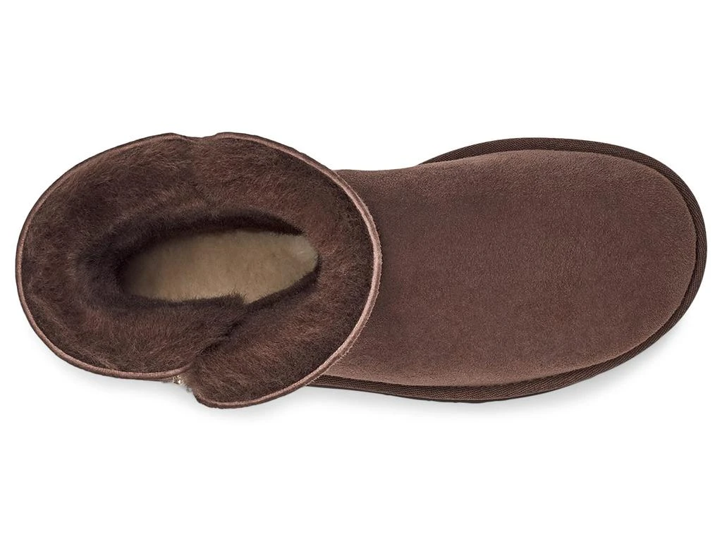 UGG Bailey Zip Short 2