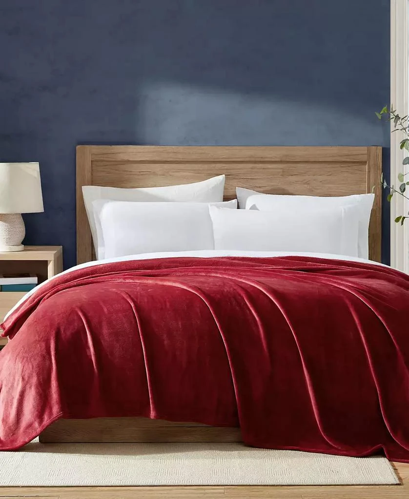 Nautica Solid Ultra Soft Plush Fleece Blanket 1