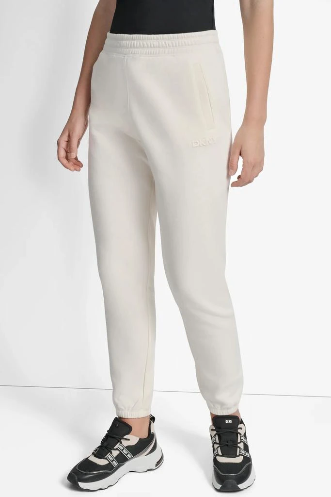 DKNY LOGO-EMBOSSED SLIM JOGGER 1