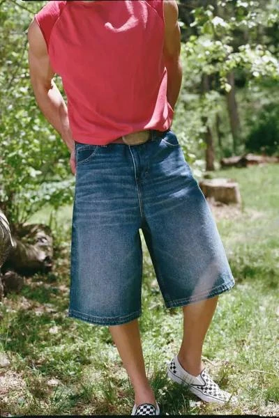 BDG BDG Astro Baggy Washed Denim Jort 1