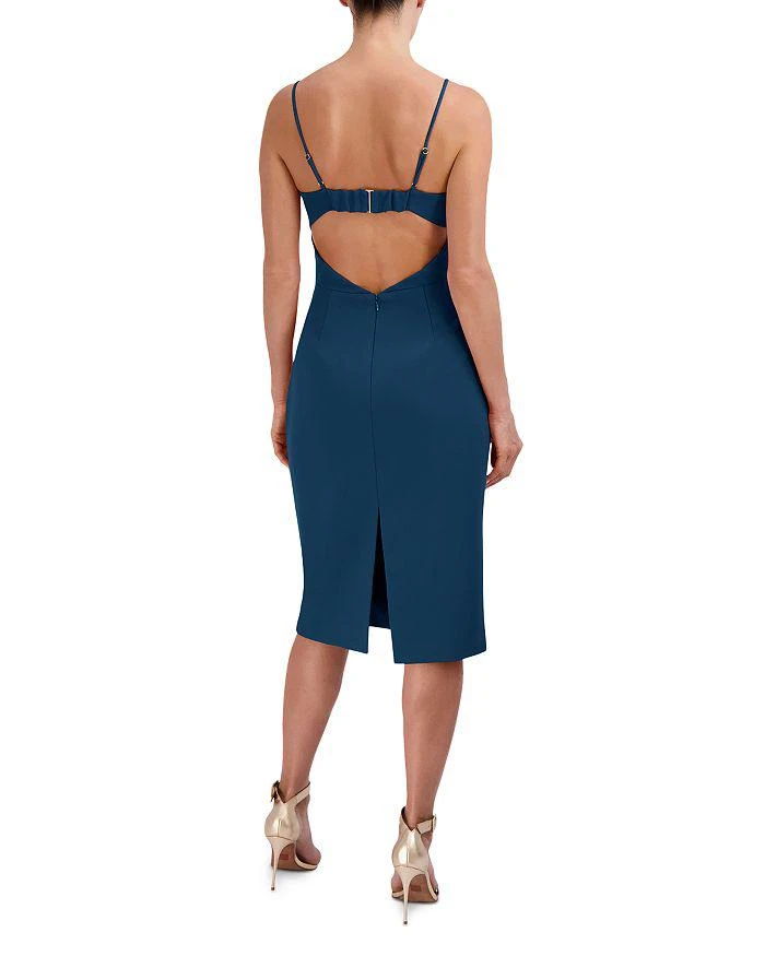 Shop Plunge Neck Evening Dress on Sale at BeyondStyle  Get 60% Off Plunge  Neck Evening Dress with Limited-Time Flash Deals, Exclusive Discounts, and  Special Offers. Enjoy Unbeatable Savings on Plunge Neck
