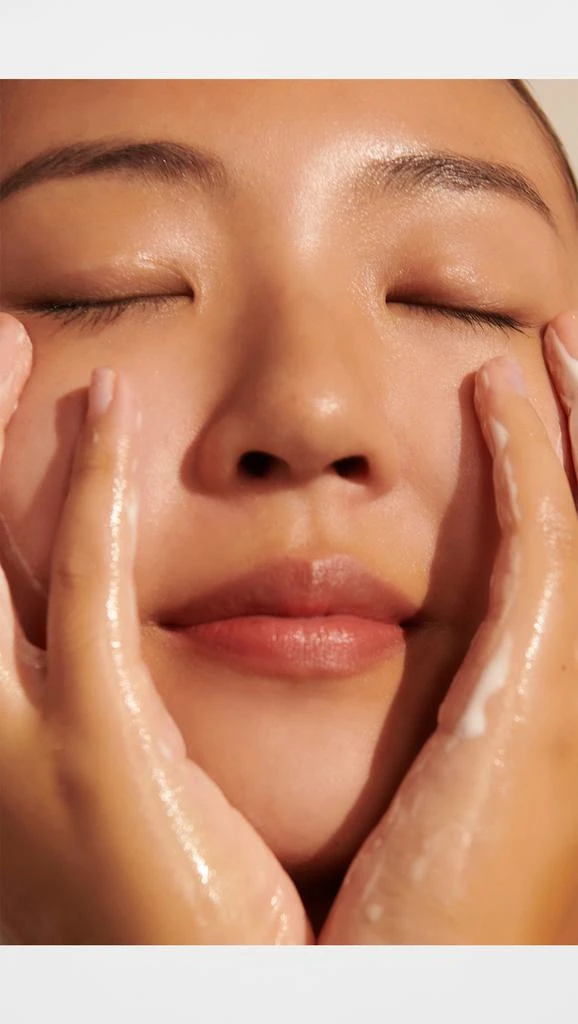 Kat Burki KB5 Calming Gel Cleanser 2