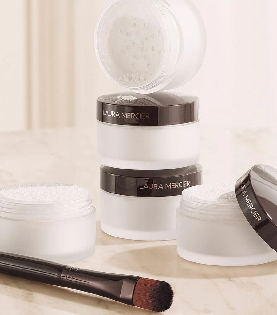 Laura Mercier Secret Brightening Powder for Under Eyes 3