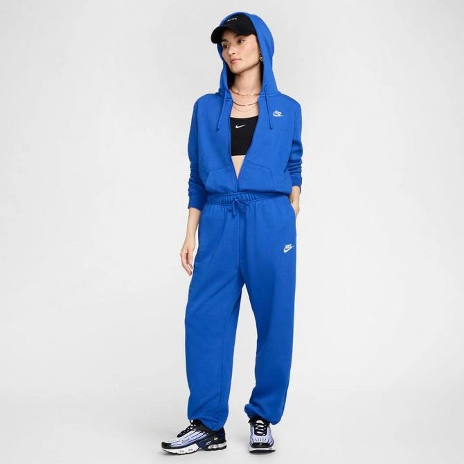 NIKE Women's Nike Sportswear Club Fleece Mid-Rise Oversized Sweatpants 3