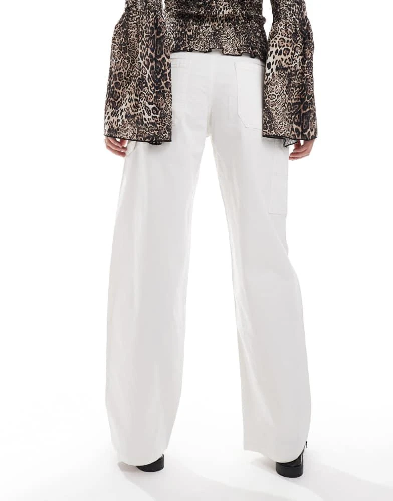 HOLLISTER Hollister relaxed high waisted jeans in white 2
