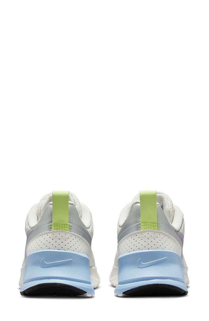 NIKE Air Max Nuaxis SE Sneaker