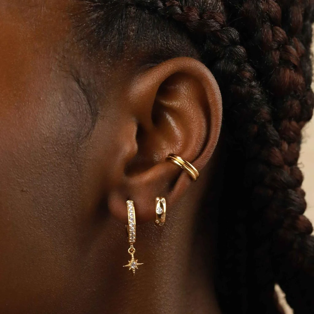 ASTRID & MIYU Crystal Star Gold-Plated Hoop Earrings 2