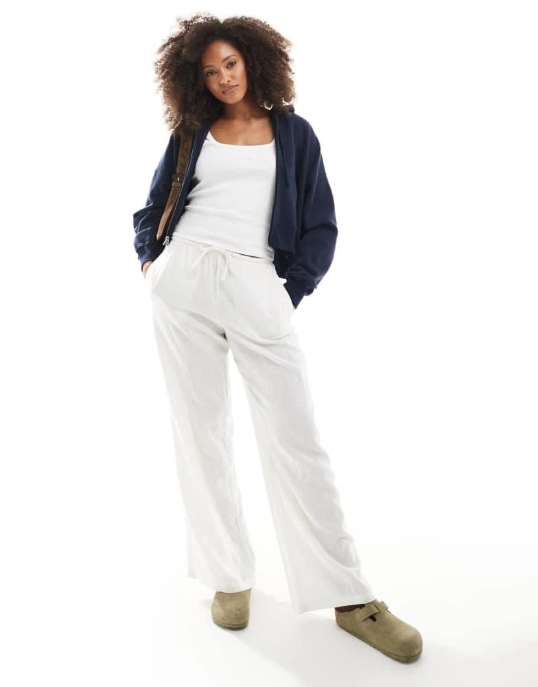 HOLLISTER Hollister boxy cropped zip through hoodie in navy 2