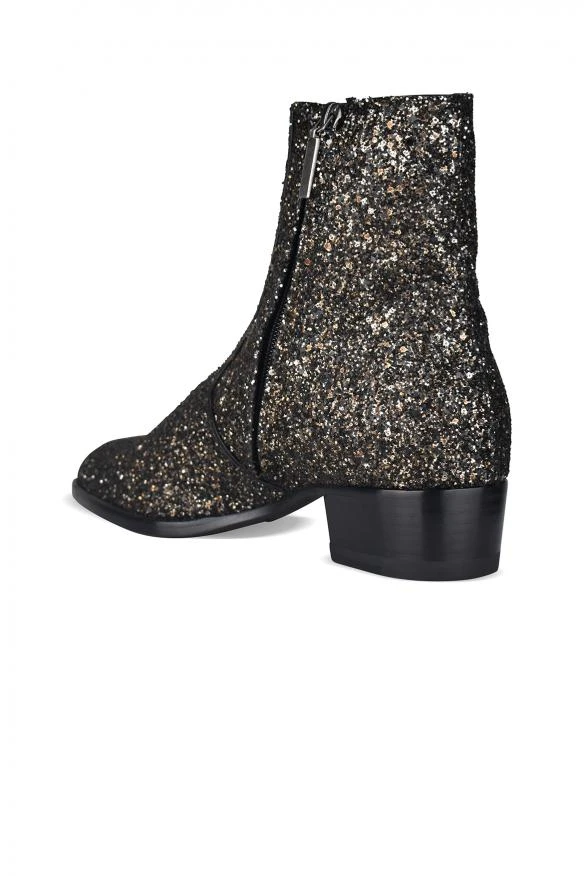 Yves Saint Laurent Wyatt 40 Boots 3