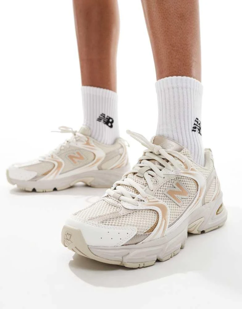New Balance New Balance 530 trainers in light gold metallic - exclusive to ASOS 3