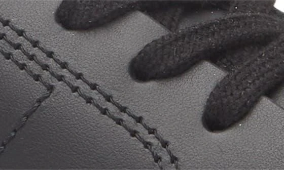 ECCO Classic Low Top Sneaker 7