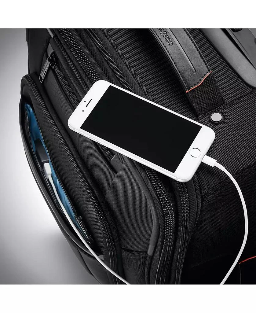 Samsonite PRO Carry-On Expandable Spinner 9