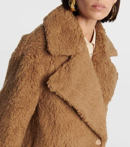 Joseph Camel and silk coat 4