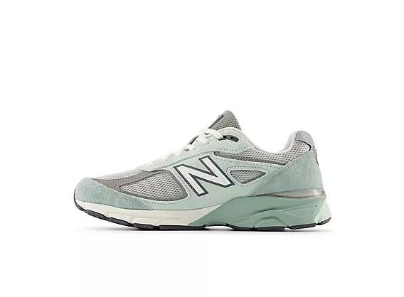 New Balance The Whitaker Group x New Balance Made in USA 990v4 3