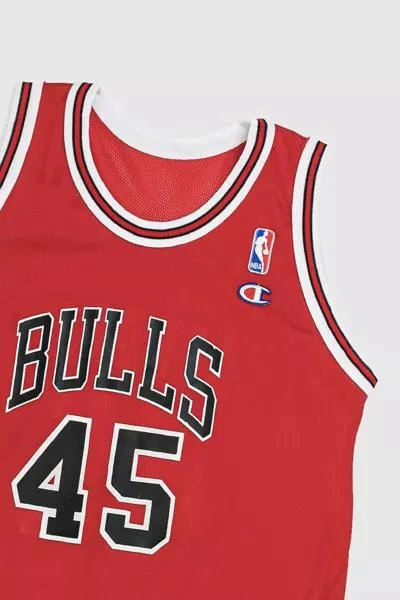 Urban Outfitters Vintage Chicago Bulls Jersey 2