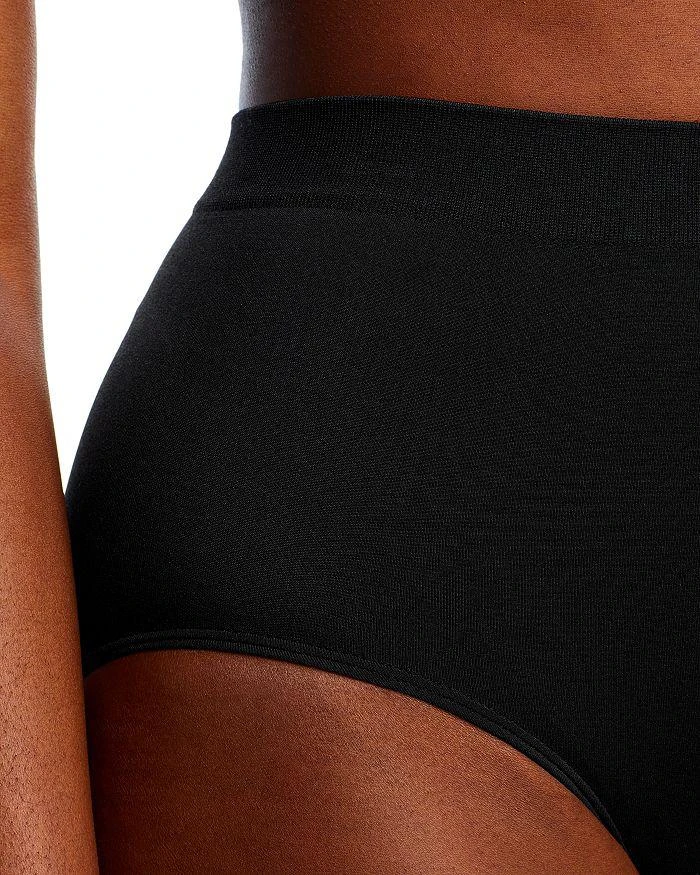 Wacoal B.Smooth® Seamless Briefs 4