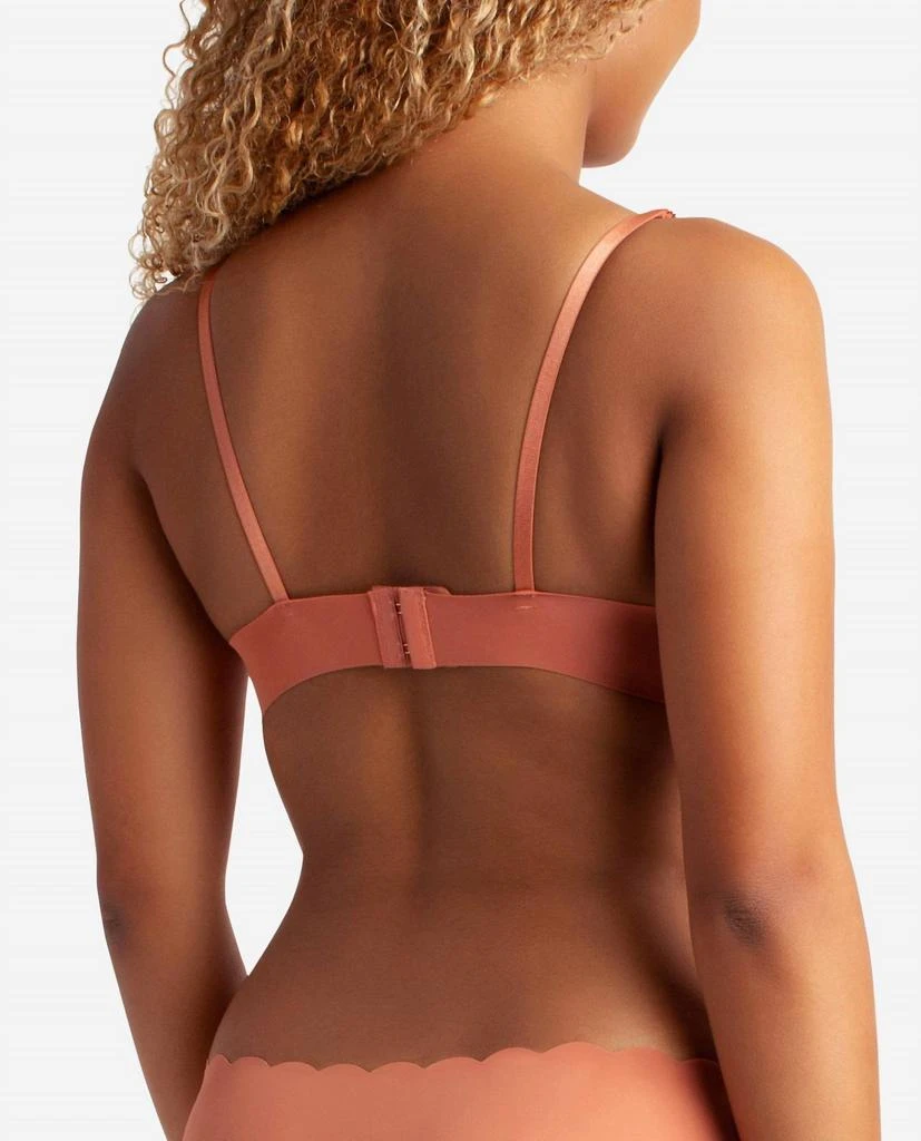 Danskin Danskin - Women's 2-pack Laser Wire Free Bra With Scallop Edge 3