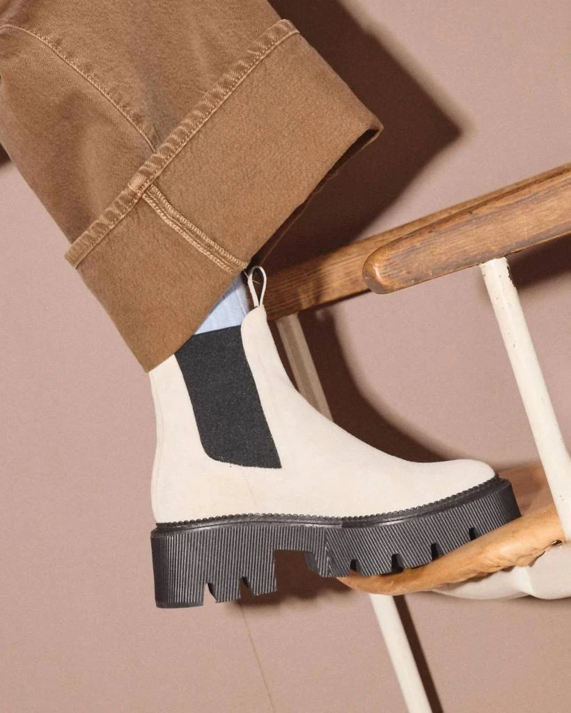 Freda Salvador Freda Salvador - Women's Jordan Rain Resistant Chelsea Boot 4