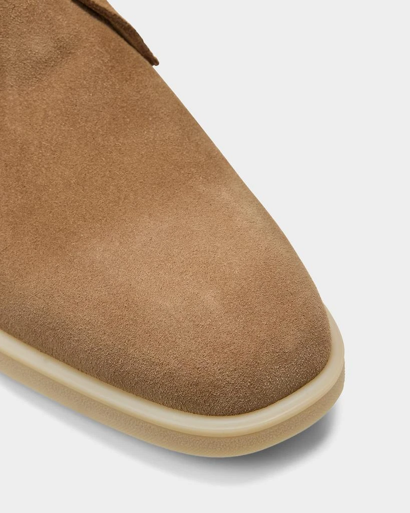 Stuart Weitzman Men's Austin Suede Chukka Boots 5