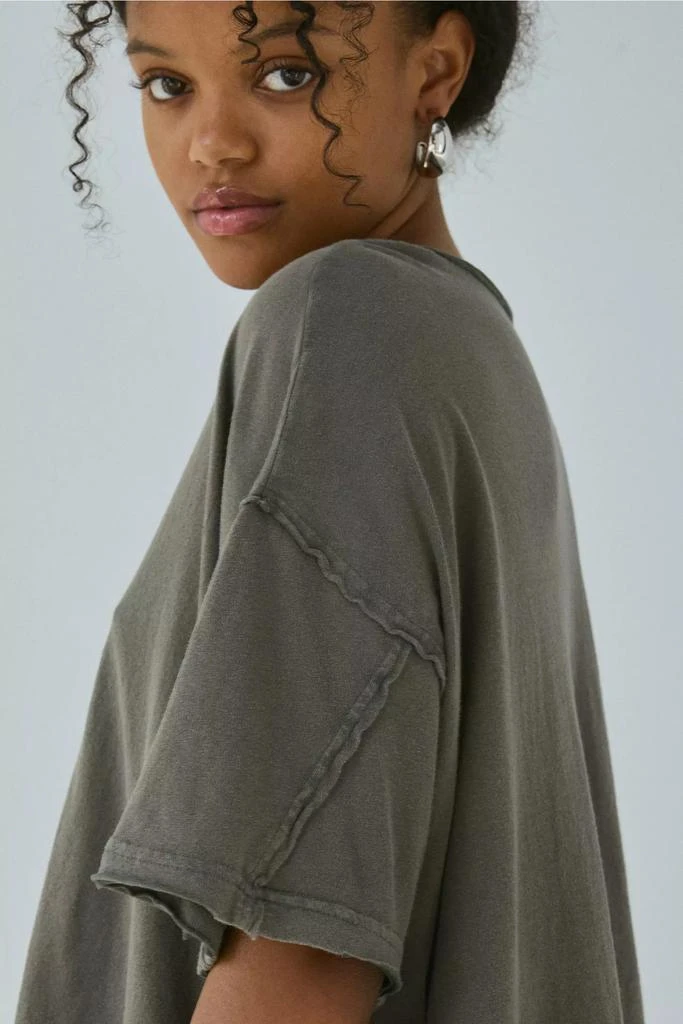 Out From Under Out From Under Rebel Raw-Edge Oversized Tee 2