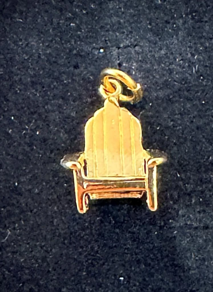 Azi Rasson Azi Rasson - Women
s Vintage Beach Chair Medium Charm